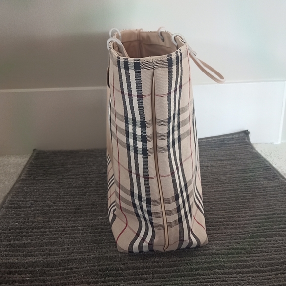 Fab! Rare NWT LARGE Burberry Novacheck Canvas & Leather Tote (Vintage Deadstock) - Picture 3 of 16